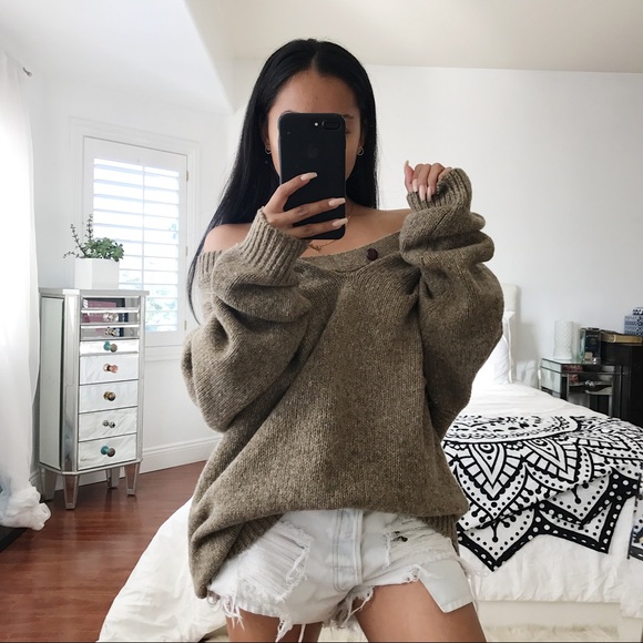 🍂The Jameson🍂 - Picture 4 of 6